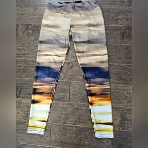 Mellivora Women's Full Length Leggings sz medium